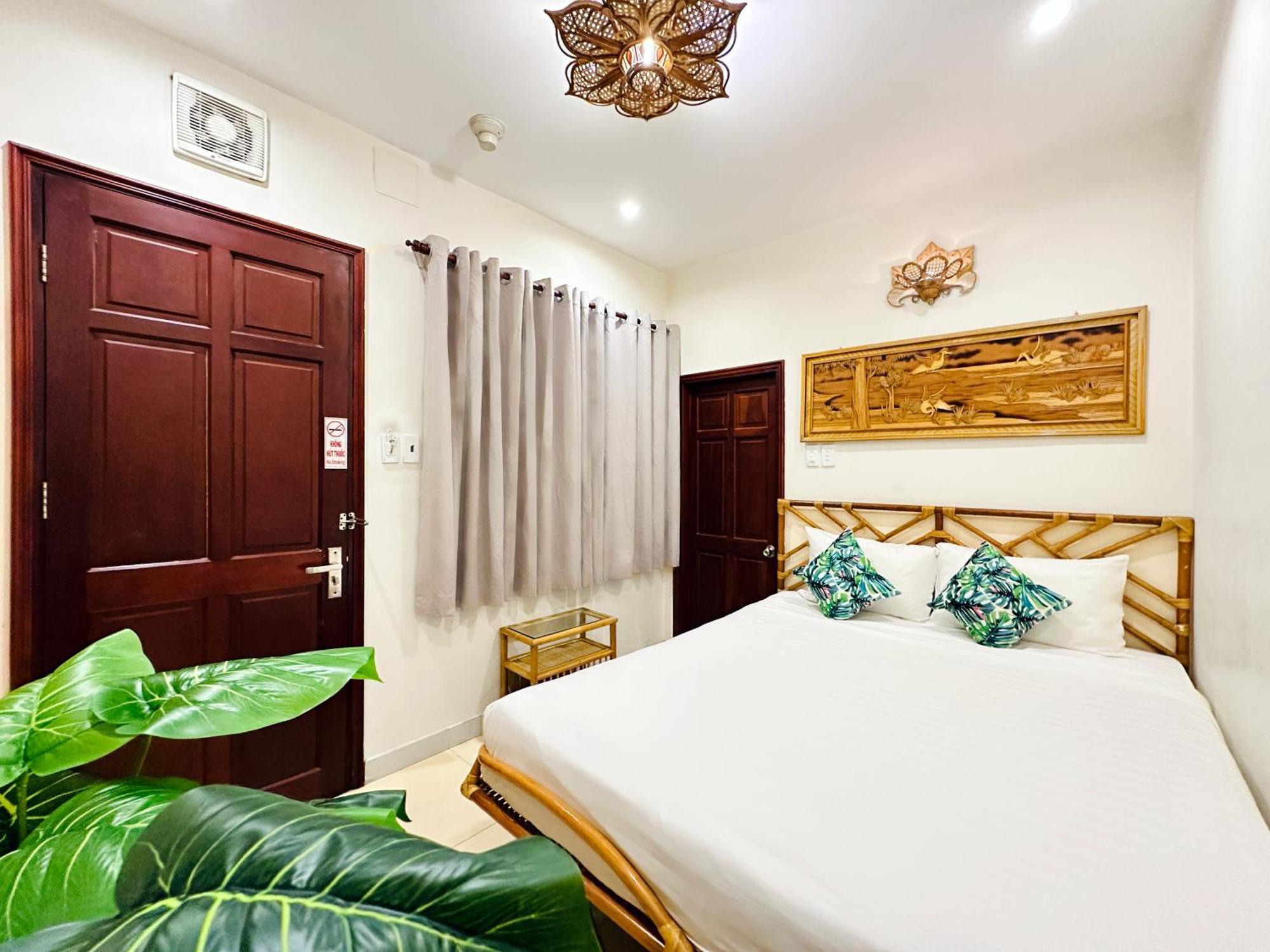 Calmette Hotel 151 - Ben Thanh Ho Chi Minh City Exterior photo